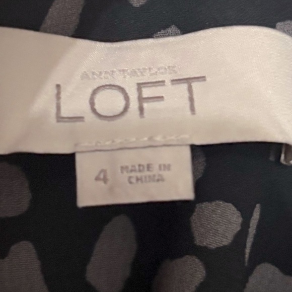 LOFT Black and Gray Animal Leopard Print Mini Skirt NWT Size 4 - Picture 4 of 4